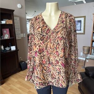 JM Collection animal print long ruffled sleeves Vneck blouse-size L